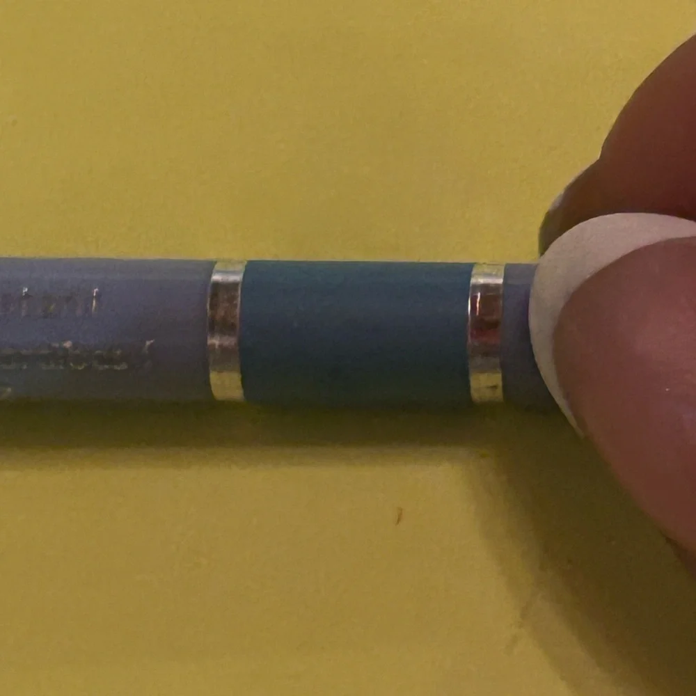 Avon Glimmersticks Waterproof Eyeliner. Caribbean Blue